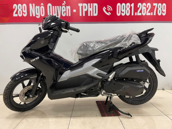 Air Blade 125cc-tiêu chuẩn đen bóng 2025-3