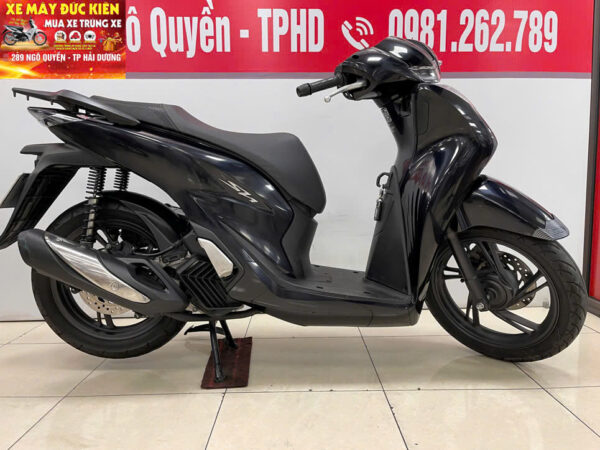 SH nam 125cc-đen đời 2023 chủ TP-1