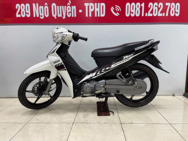 Sirius-đen trắng đời 2017-3