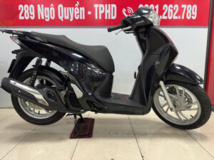 SH nam 150cc-đen đời 2016-1