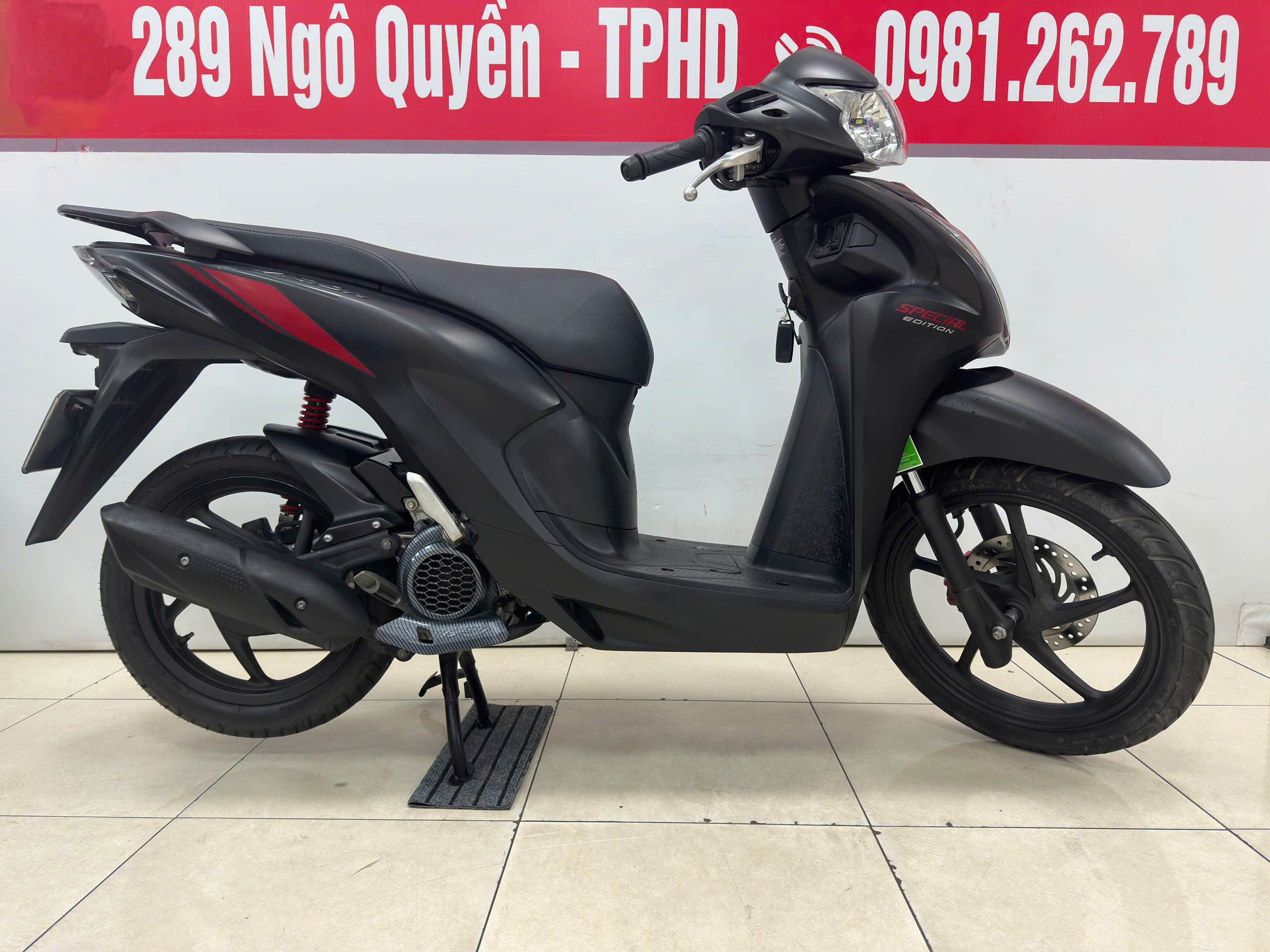 Vision- đen nhám đời 2021(34B5-092.86)