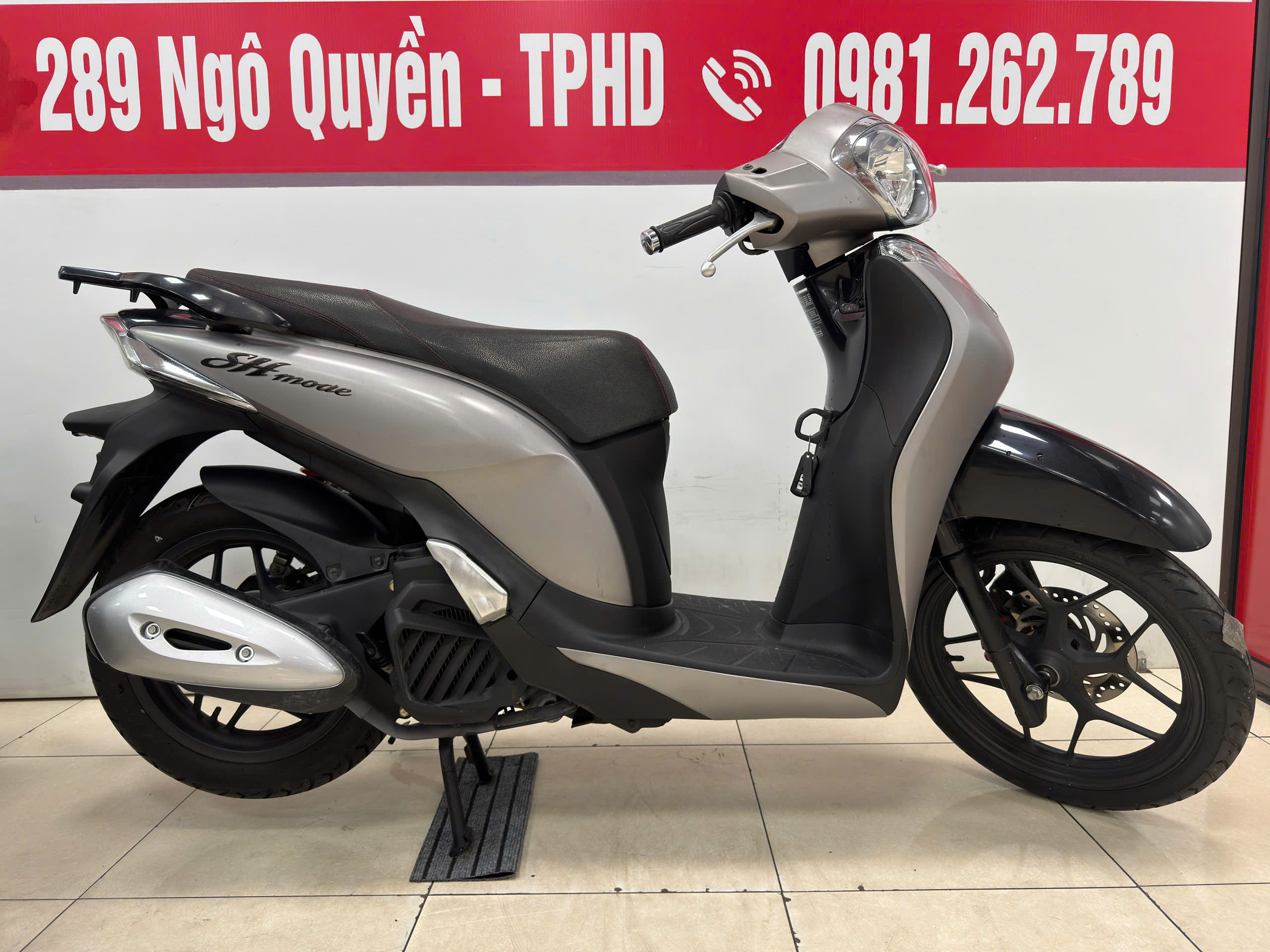 SH mode-bạc đen đời 2018 khóa SmartKey lốp liền đời(31957)