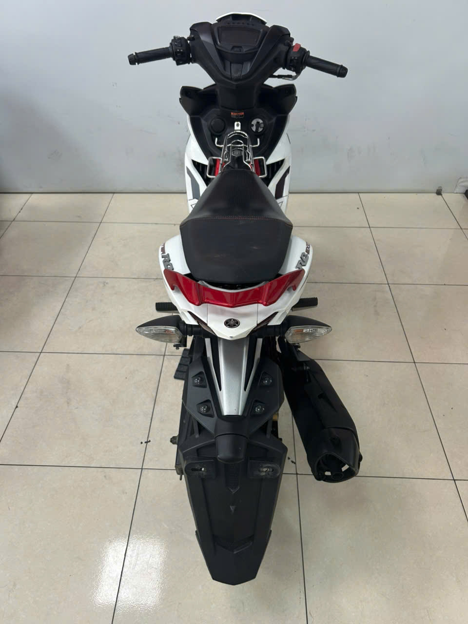z7956264703225_6479f6584717d75f5b7cefbd3393cdee